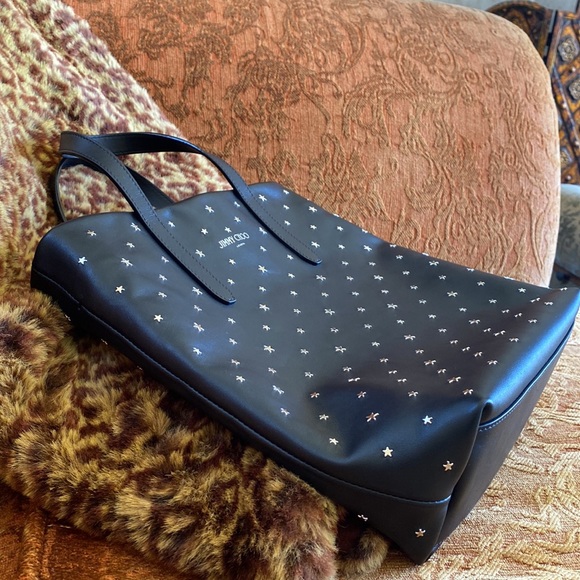 ⭐️⭐️”LOVE” JIMMY CHOO SHOULDER BAG”⭐️⭐️ - Picture 4 of 12